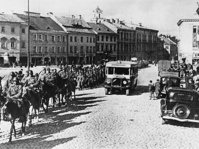 Bezprawie i zdrada Stalina. 87. rocznica agresji ZSRR na Polskę