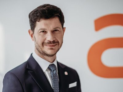 Allegro negocjuje z InPostem. „Spodziewamy się dostępu do lepszych cen”