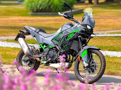 Kawasaki KLE500 test. To zawieszenie jest za dobre na cenę tego motocykla