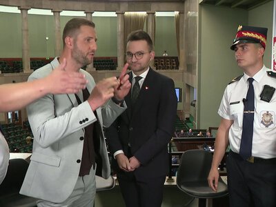 Redaktor TV Republika wprosił się na antenę TVP Info