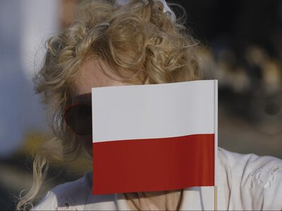 Demokracja w odwrocie, USA z najgorszym wynikiem od 50 lat. Polska idzie pod prąd