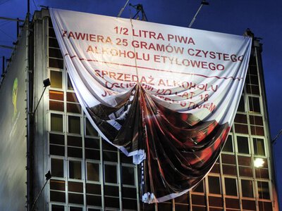 Kto ucierpi na zakazie reklamy piwa? Te branże szacują ewentualne straty