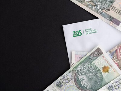 Miliony wniosków o wakacje składkowe. ZUS wypłacił równowartość 4,5 mld zł