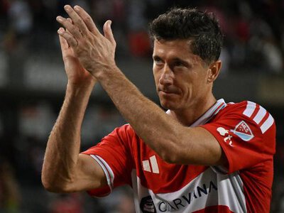 Kryzys zespołu Lewandowskiego i jego samego. Strzelił za to Bogusz. Ma tyle samo goli