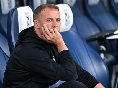 Polegli 1:5. Media: Klub Ekstraklasy zmieni trenera po dwóch meczach