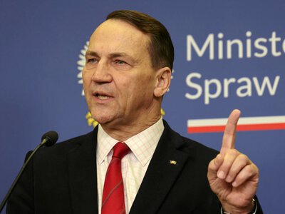 Sikorski wspomniał o Noblu dla Trumpa. Ja sam go nominuję. Postawił warunek