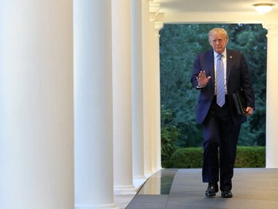 Donald Trump przed spotkaniem z Xi ma słabe karty