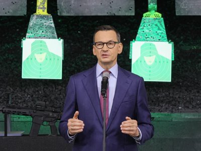 Chcą wysłać młodzież na szkolenie obronne. Nowy pomysł Rozwoju Plus