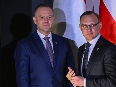 Manipulacje rzecznika Karola Nawrockiego. Robi to, o co oskarża innych