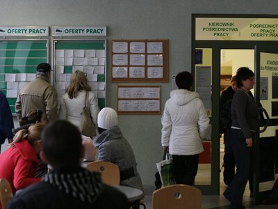 Nowe dane o bezrobociu w Polsce. Jedna liczba zwraca szczególną uwagę