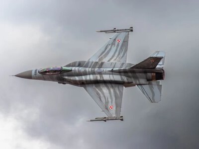 Rosyjski atak w Ukrainie. Alert RCB dla dwóch województw, poderwano myśliwce