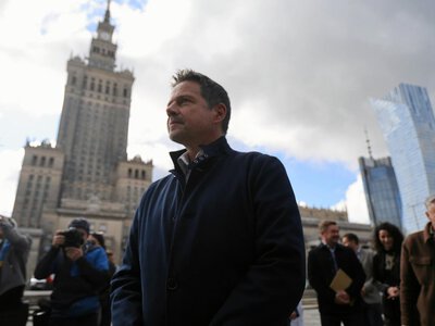 Zbyt popularny, by go odwołać. W KO przekonują: Trzaskowski to nie Miszalski, Warszawa to nie Kraków