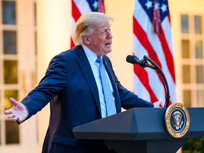 Sąd bezlitosny dla Trumpa. Prezydent musi odwołać zakaz