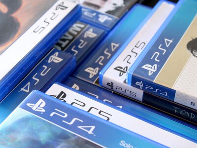 PlayStation spietrało? Pyta deweloperów o wydania fizyczne
