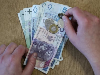 Wyższe pensje coraz bliżej. Jest reakcja firm