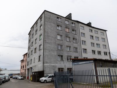 Kraków przygotowuje się do rozbiórki budynku bez pozwolenia. Właściciel musi zapewnić lokale