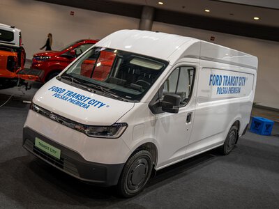 Ford pokazał nowego, elektrycznego Transita na ważnych targach w Polsce