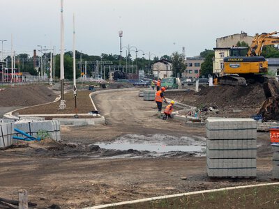 Firmy reagują na nową płacę minimalną. Co druga planuje jeden krok