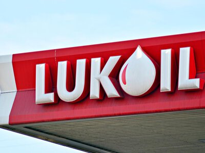 Łukoil w rękach Amerykanów? Szejkowie i ludzie Trumpa chcą przejąć biznes rosyjskiego giganta