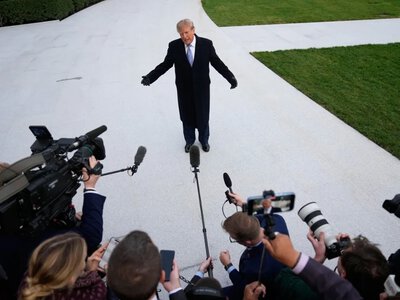 Sąd każe Trumpowi się wycofać. Nie odpuści? To jest znacznie groźniejsze