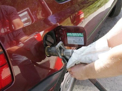 Auto samo przełącza się z LPG na benzynę? Mało kto sprawdza ten element