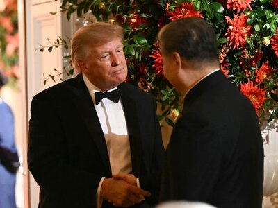 Trump i Xi dogadali się za zamkniętymi drzwiami. Historyczny moment