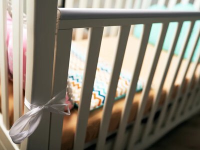 Łóżeczka i smoczki pod lupą UOKiK. Część była niebezpieczna dla dzieci