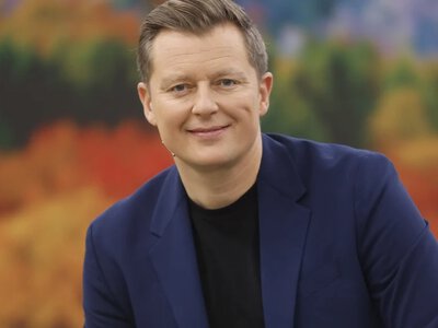 Tak Brzozowski żyje z ukochaną po ślubie. Namawia Helenę na wspólny duet