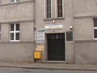 Tragedia na schodach przychodni w Tarnowskich Górach