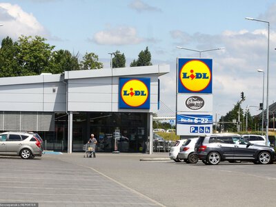 Nowy system na parkingach Lidla. Oto na czym polega