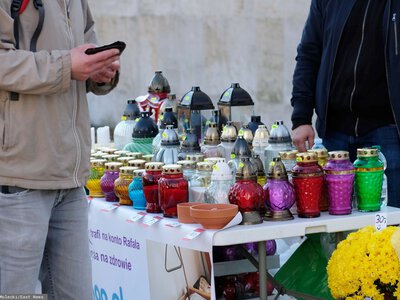 To jedne z najdroższych zniczy. Ceny sięgają nawet 800 zł