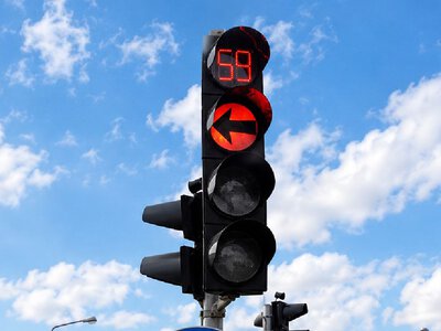 Odliczanie do zielonego coraz bliżej. Resort infrastruktury zleca wytyczne dla sekundników