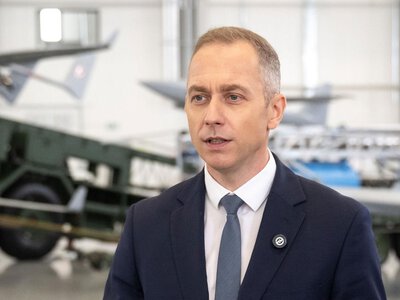 Cezary Tomczyk potwierdza. Chodzi o nadlatujące do Polski obiekty