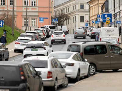Sprawdził swoje konto i odkrył dziewięć polis OC. Żadnego z tych aut nigdy nie widział