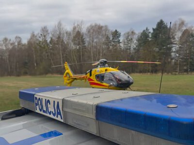 Wypadek autokaru wiozącego dzieci na wycieczkę. Dwie osoby w szpitalu