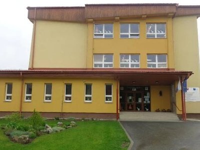 Tragedia w szkole na Słowacji. Uczeń zaatakował nauczycielki