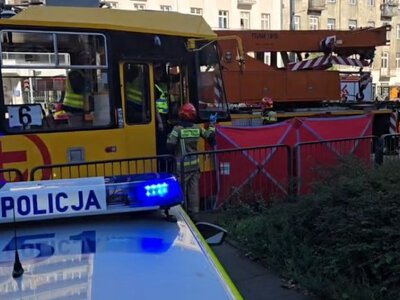 Śmiertelny wypadek na ul. Targowej w Warszawie / fot. Mateusz Szmelter, TVP3 Warszawa