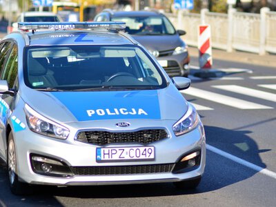 Wypadek na przejściu dla pieszych. Pięć osób trafiło do szpitali