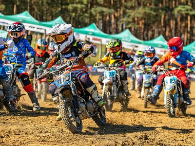 Sezon Pit Bike Off-Road 2026 zakończyli na torze w Zaborze. Finał na medal!