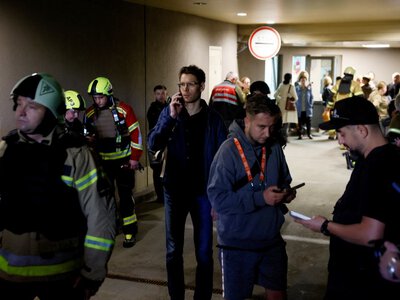 Kiedy ludzie siedzą w bunkrach, biznes upada. Policzono, ile kosztują Ukrainę alarmy rakietowe