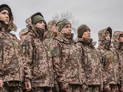 „Teraz przyjdą po was”. Rosyjska propaganda wysyła Ukrainki w kamasze
