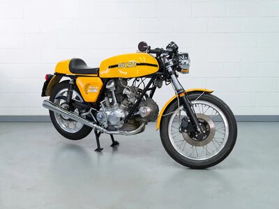 Kolekcja Billy'ego Joela na aukcji w Nowym Jorku: Ducati, Triumph, Harley i dziesiątki klasyków