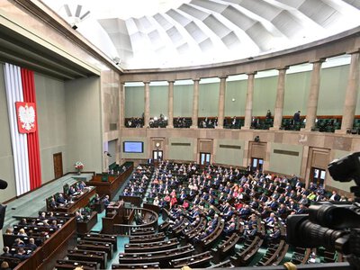 Rewolucja w oświadczeniach majątkowych. Rząd chce ujawniać także majątek małżonków 