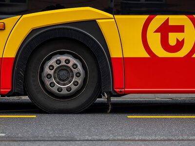 Dwa dramaty w ciągu kilku godzin. Seniorzy zmarli w stołecznych autobusach