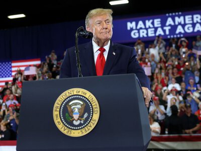 Trump zmienia ton w sprawie eksportu oleju napędowego