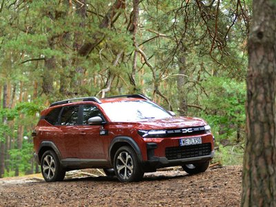 Hybryda, gaz, automat i napęd 4x4. Jeździmy Dacią Bigster, która nie ma konkurencji