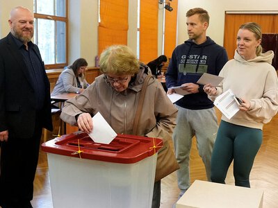 Łotwa wybiera nowy parlament. W tle obawy o rosyjską ingerencję