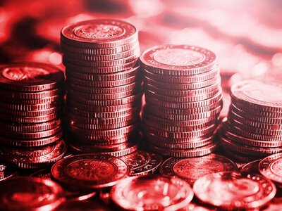 Inflacja się rozpędza, hipoteki też, a Polacy mają więcej pieniędzy. Oto wykresy, które warto znać