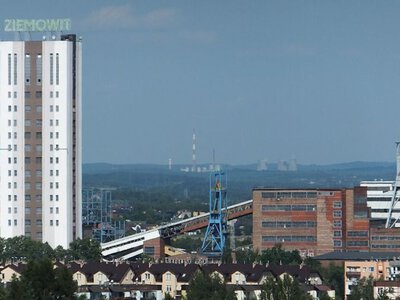 Groźny wypadek w kopalni. Ogromna bryła węgla przygniotła górnika