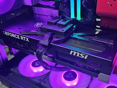 Przerobił GeForce'a RTX 5090. Usunął największy problem